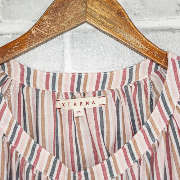 XiRENA Women's Pullover Blouse Multi color Stripe Half Sleeve size XS - Picture 2 of 8